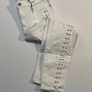 White skinny jeans lace up